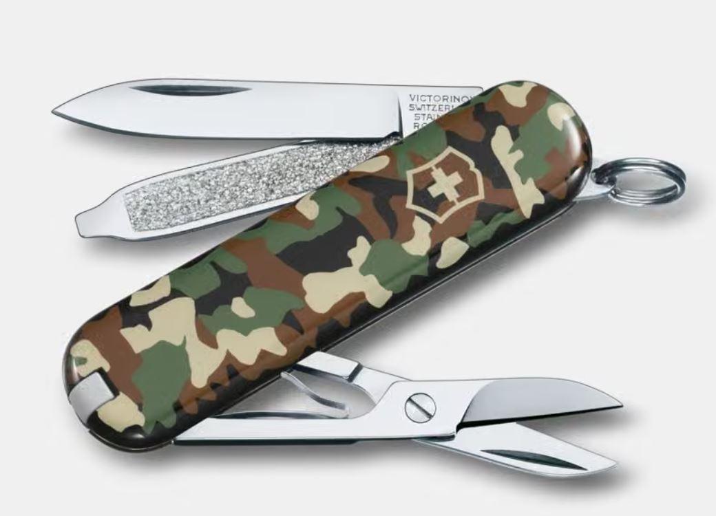 Victorinox Classic SD Camouflage Tarnung grün