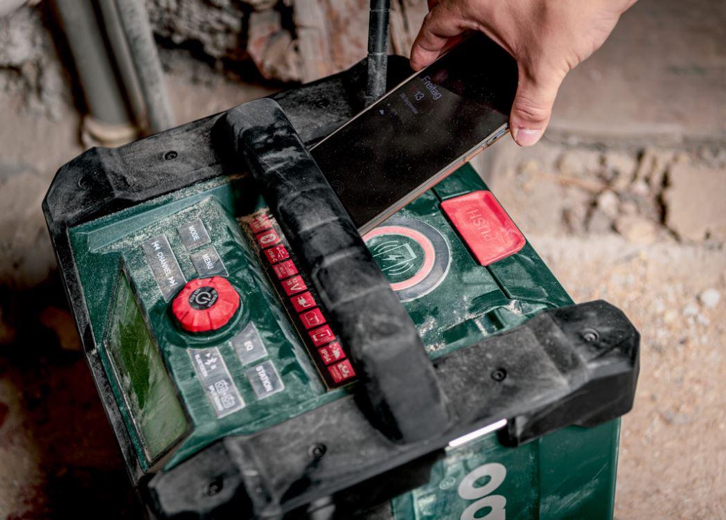 Metabo Akku-Baustellenradio RC 12-18 32W BT DAB+ mit Akku-Ladefunktion – Bild 2